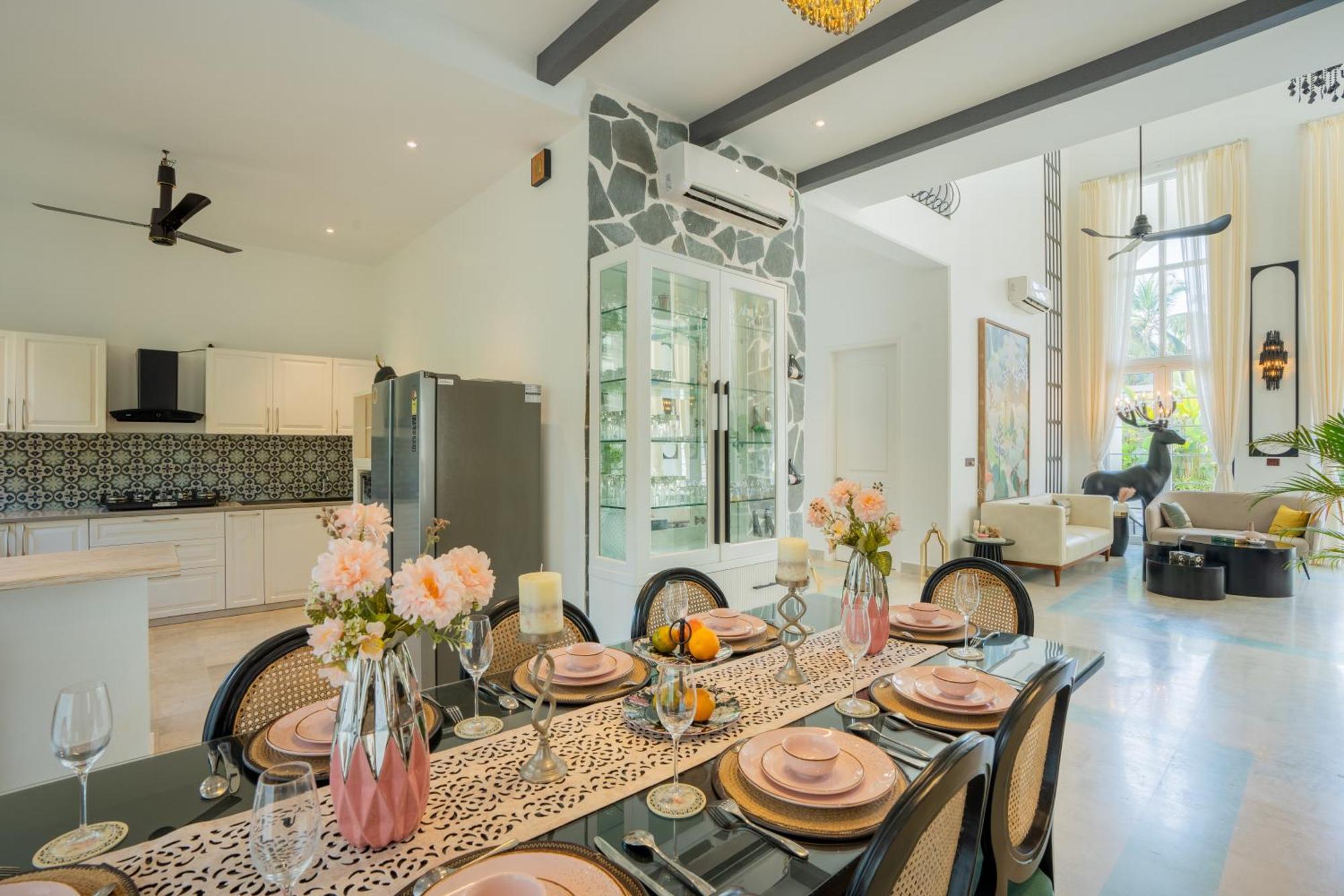 Elivaas 4 Bhk Villa With Pvt Pool & Jacuzzi-Yashgeet Siolim Exterior foto