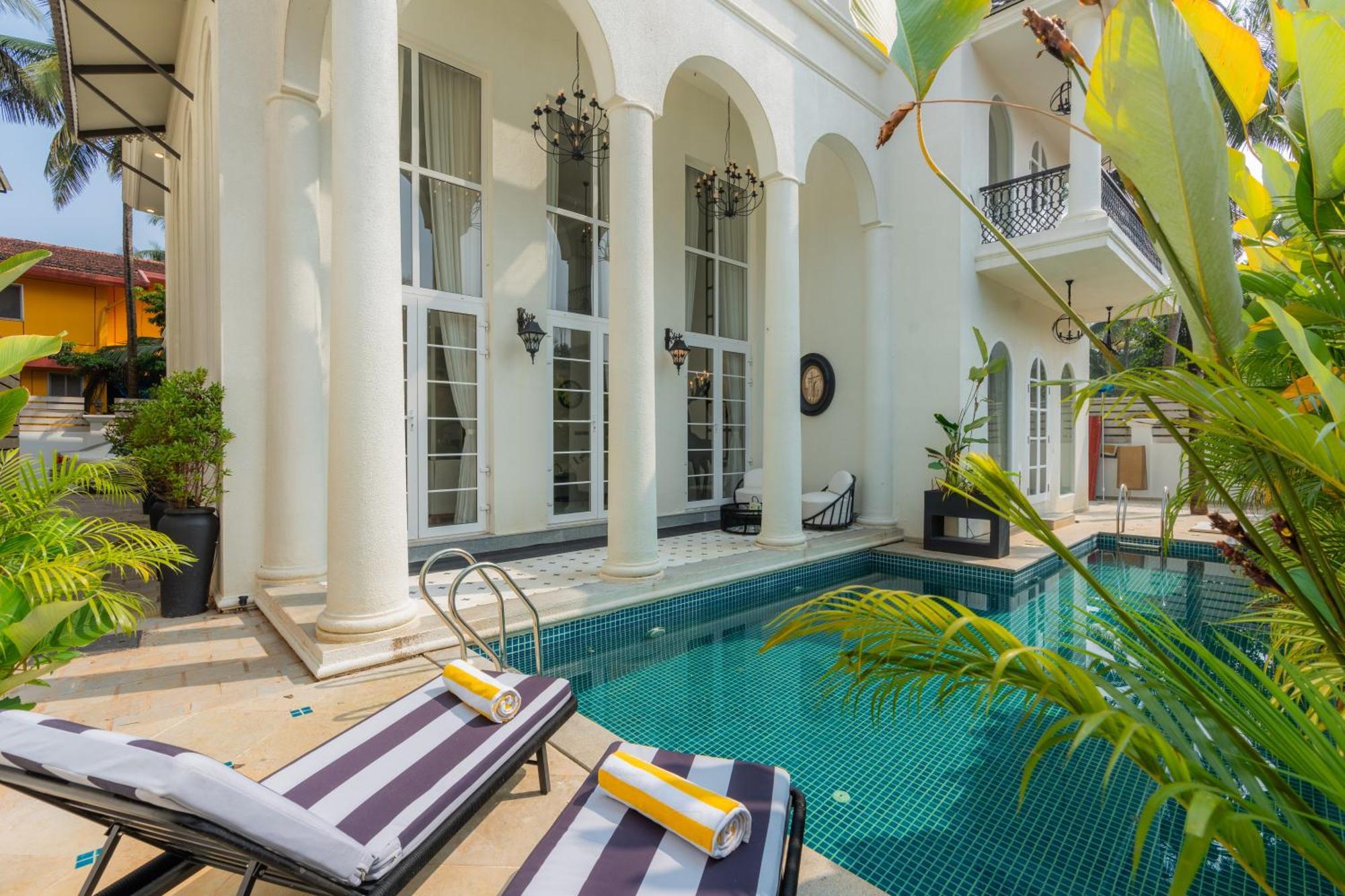 Elivaas 4 Bhk Villa With Pvt Pool & Jacuzzi-Yashgeet Siolim Exterior foto