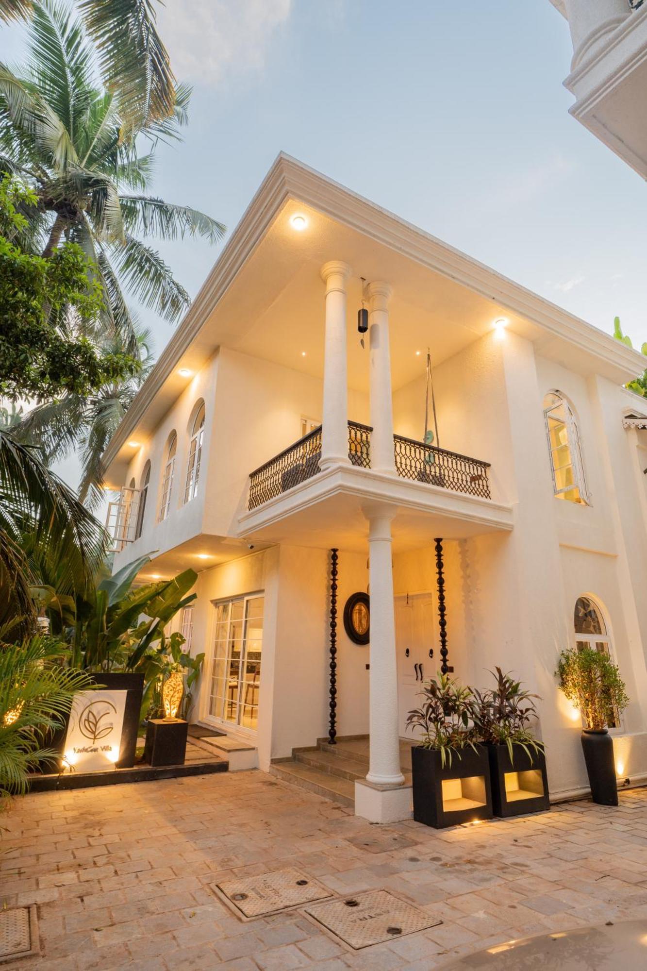 Elivaas 4 Bhk Villa With Pvt Pool & Jacuzzi-Yashgeet Siolim Exterior foto