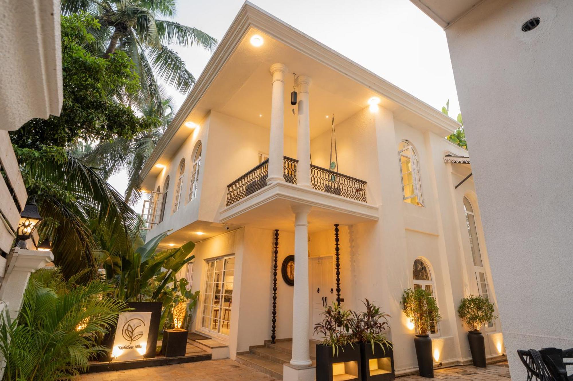 Elivaas 4 Bhk Villa With Pvt Pool & Jacuzzi-Yashgeet Siolim Exterior foto