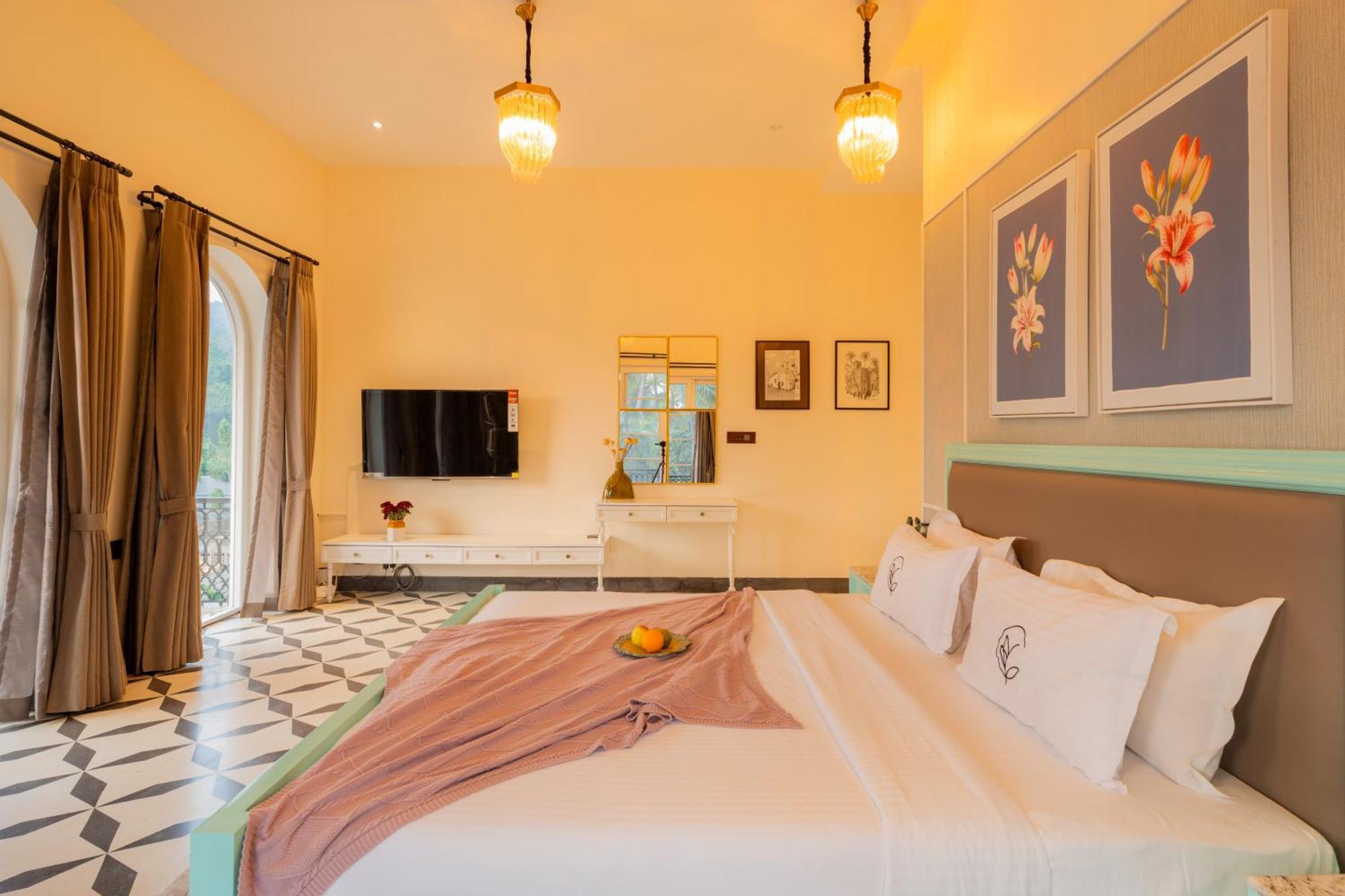 Elivaas 4 Bhk Villa With Pvt Pool & Jacuzzi-Yashgeet Siolim Exterior foto